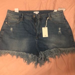 Good American jean shorts, size  15 waist 34.5